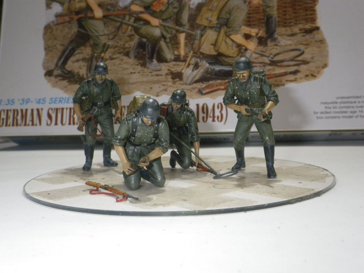 ドイツ軍フィギュアです！身長は、32センチです！とてもリアルです！ 1/35 WW.II ドイツ軍 砲兵 4体セット – SOOTANG HOBBY