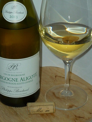 Philippe Bouchard Aligote 2013 glass.jpg