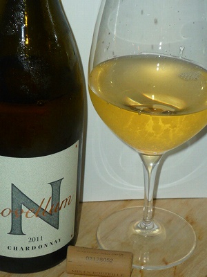 Novellum Chardonnay 2011 glass.jpg