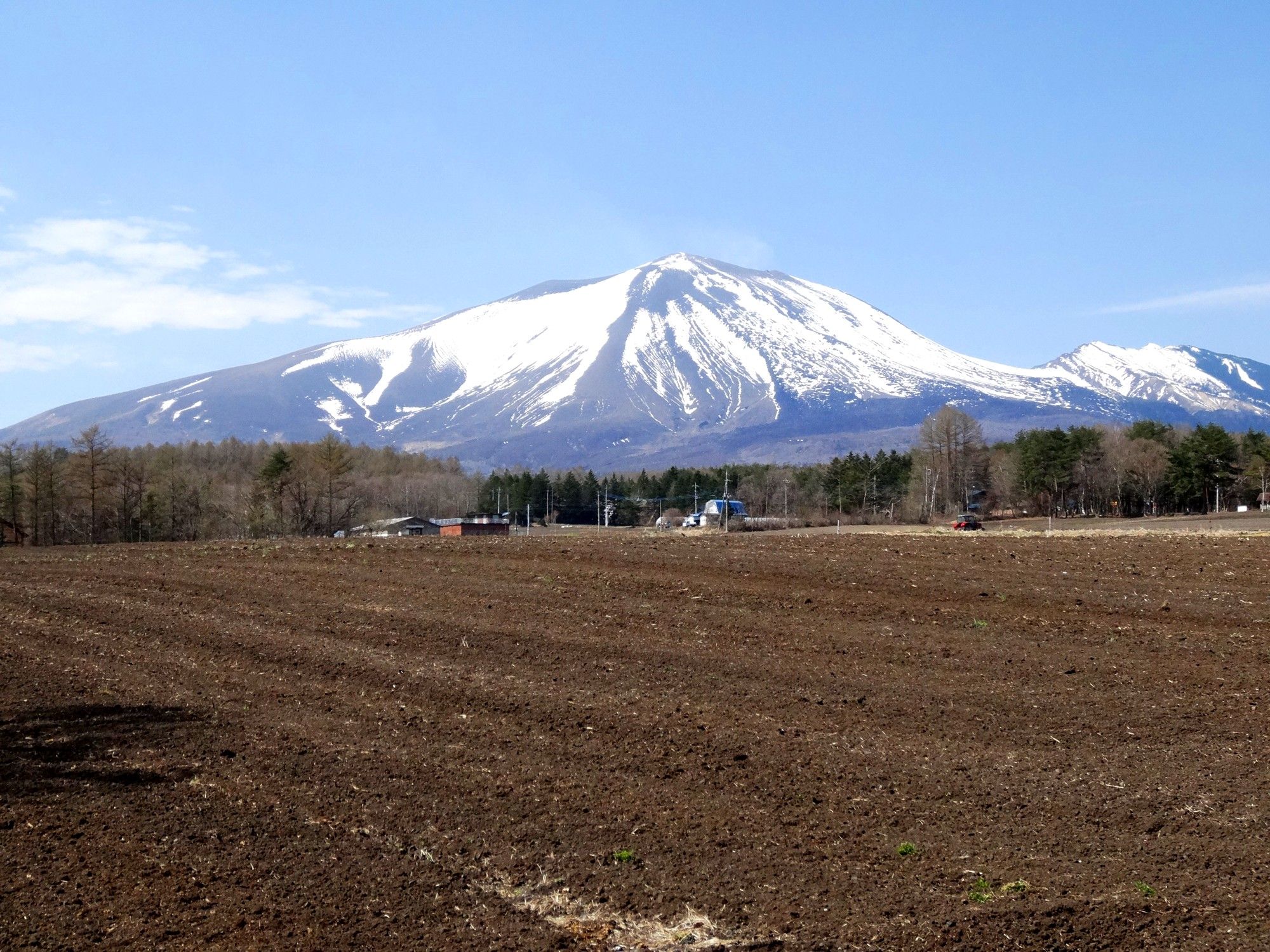 富士山と見間違えるような浅間山 ２０２０年５月１日 山と空が友だち ドローン空撮サイクリング 楽天ブログ