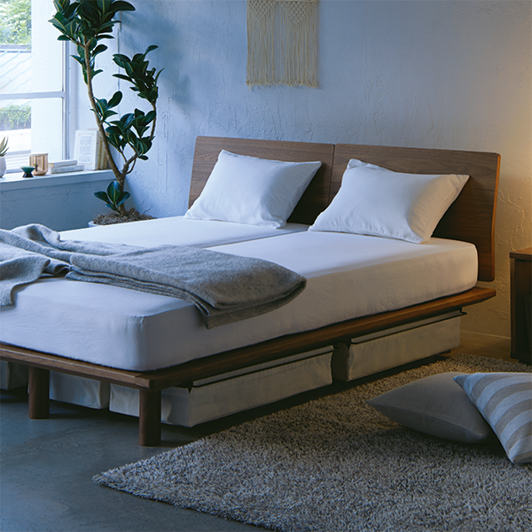 36％割引ホワイト系【SALE／55%OFF】 【無印良品】木製ベッドフレーム＆マットレス ヘッドレスト・脚付 シングルベッド ベッド