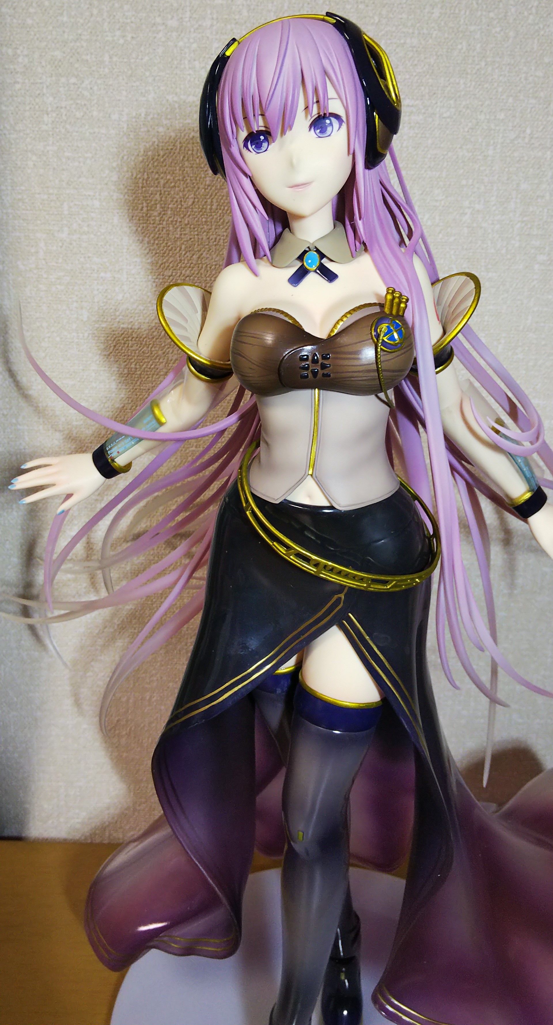 フリーイング 巡音ルカ V4X 1/4スケール | フィギュアコレクション ...