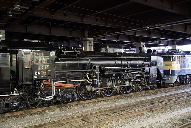 EF65 501牽引 C61 20 大宮出場！4