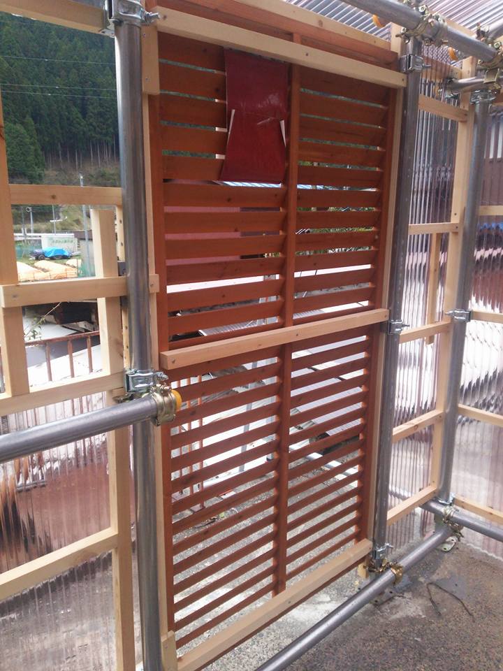 単管パイプで 物干し小屋の建設 8 気まぐれ 楽天ブログ