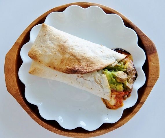コストコ ブリトー(チキン＆アボカド)　1,380円也　Burritos(Chichen&Avocado)