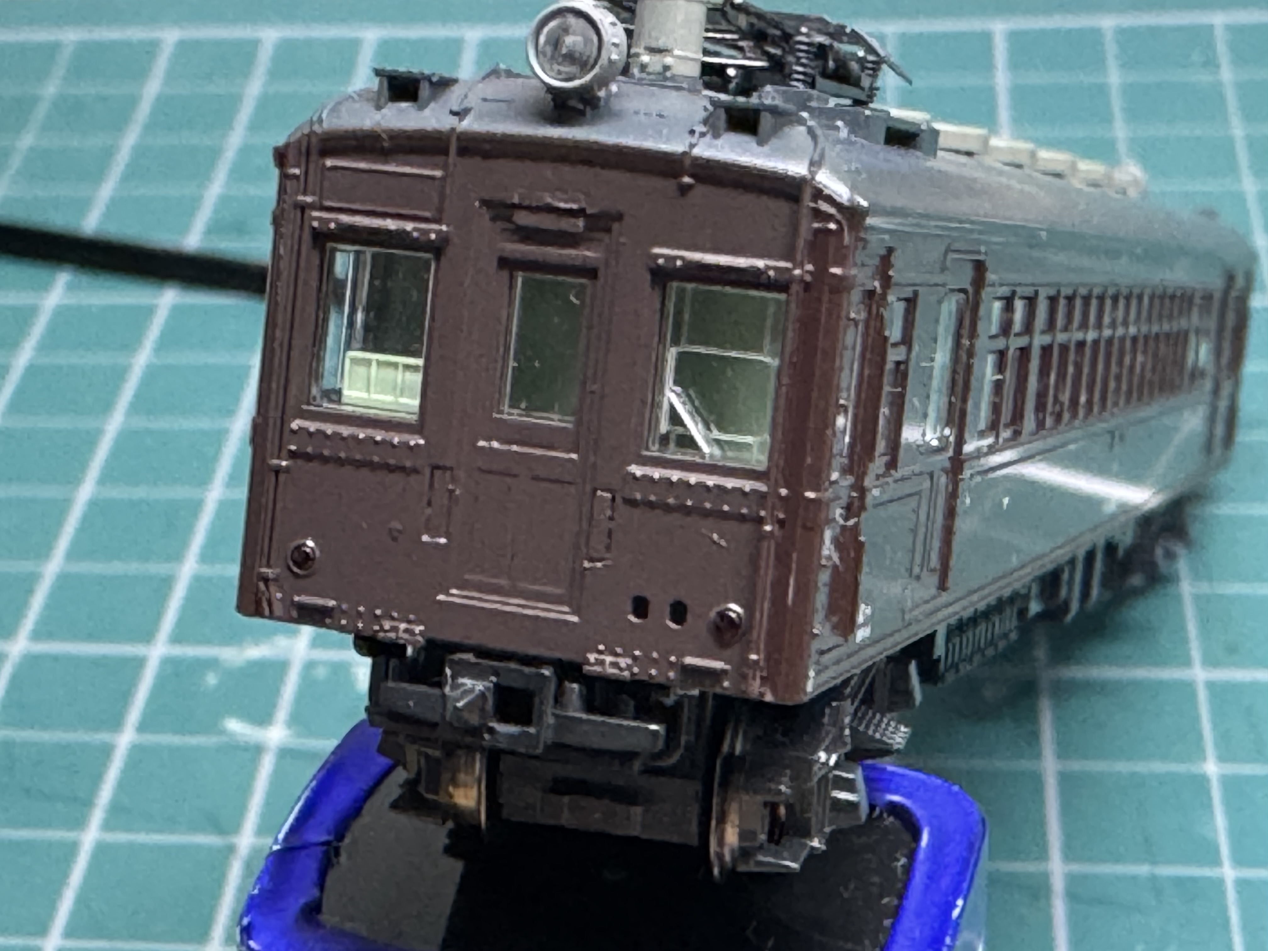 KATO クモハ42(茶)をちゃんと(？)小野田線仕様にする その1 | おきつね