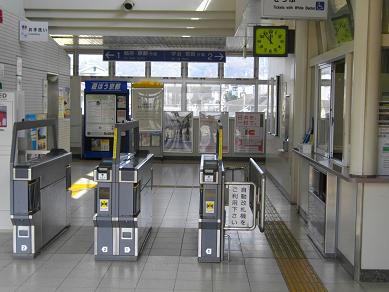 JR藤森駅