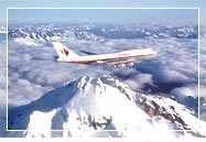 マレーシア航空に雪山上の飛行