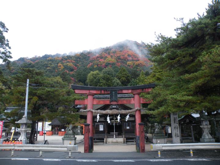 しが湖西a06白髪神社.JPG