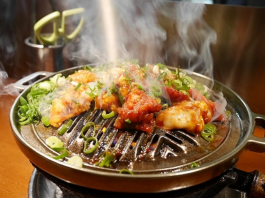 月島　ホルモン　在市　ざいち　ごちゃまぜ焼き