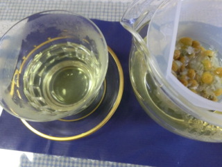 カモミールティ