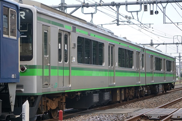 EF64 1031牽引 E127系V12編成 長野出場 配給 & EF81 136牽引 ED75 758 秋田入場 配給3