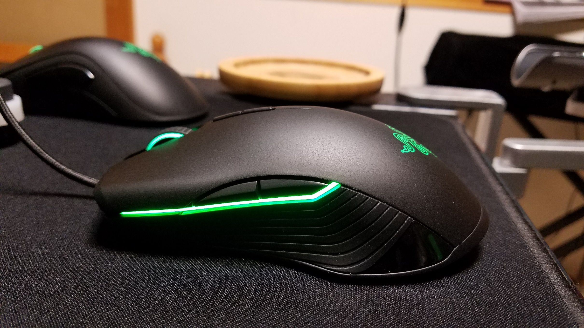 Рейзор импакт. Razer Геншин. Мышка Геншин Импакт рейзер. Razer Lancehead White. Рейзер в 3.