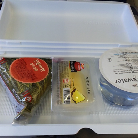 機内食帰り