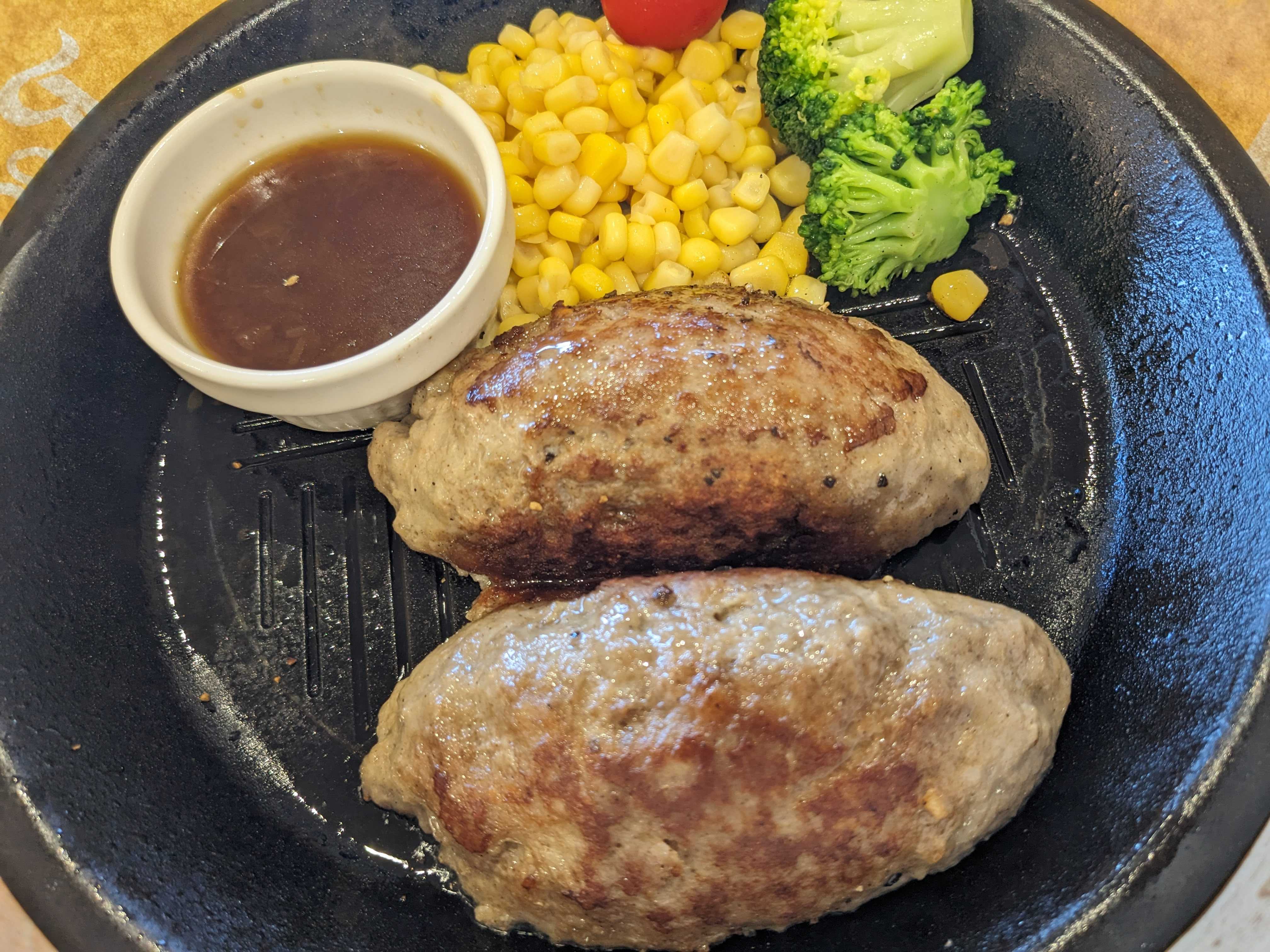 Rock's Hamburg  ららぽーとTOKYO-BAY店 ロックハンバーグ　しっかり焼いてから頂きます