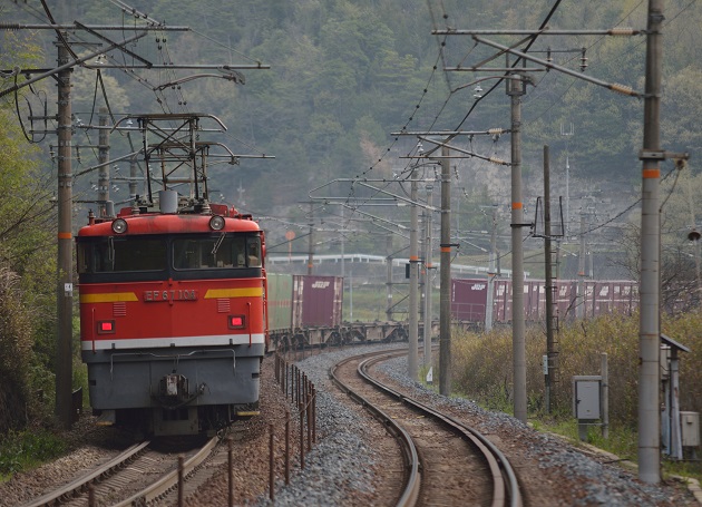 EF67-104 2014.04.22 5074レ.jpg