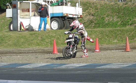 #10.jpg