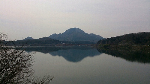 s-20140329七ッ森3山笹倉山.jpg