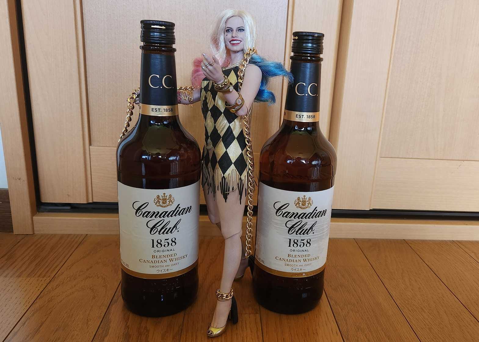 ホットトイズ スーサイドスクワッド ハーレイ・クイン ポールダンス 