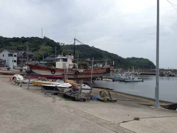 沼島 漁船