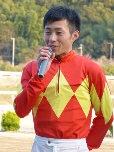 09山崎騎手.JPG