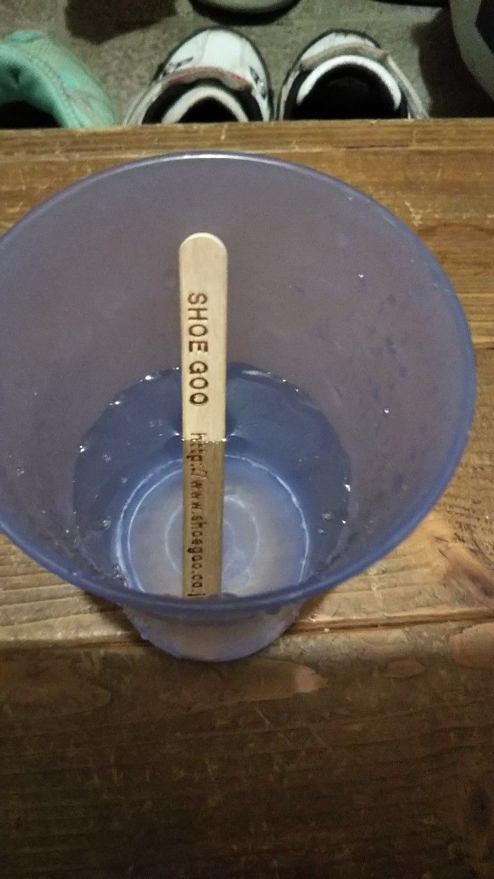 買ってきて１週間の靴が 子供靴のつま先補修 気のむくまま 楽天ブログ