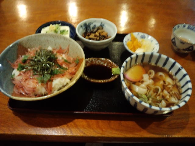 まるみ丼