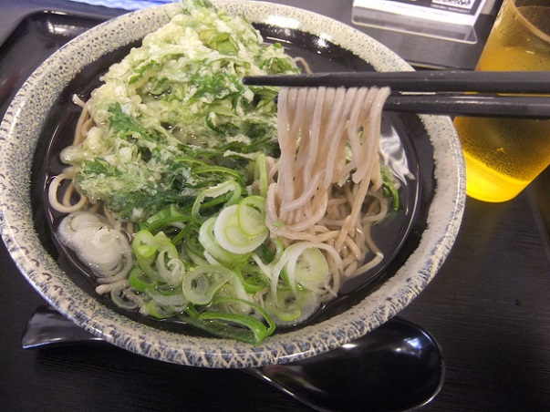 竹の塚６丁目・すたんどそば助竹ノ塚駅店の春菊天そば２