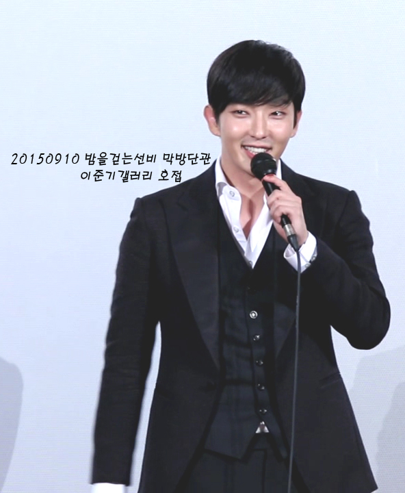 2009403905_940e50cf.jpg