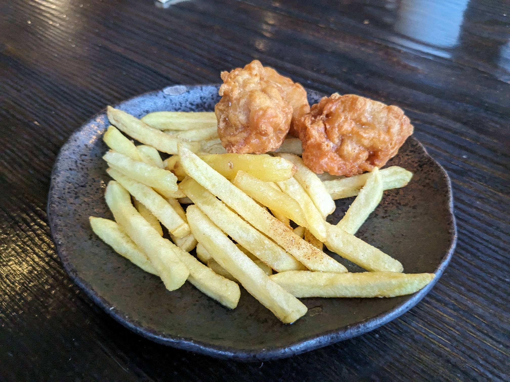 千葉県勝浦市レストラン 海辺の宿 磯料理 かくい 唐揚げ＆ポテト