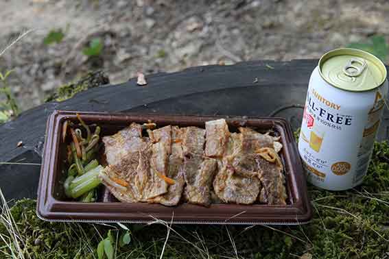 セブンイレブンの「炭火焼牛カルビ弁当」♪