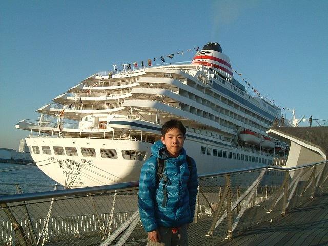 001m.jpg