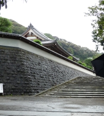 雨の円覚寺.jpg