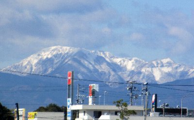 伊吹山初冠雪 | ゆりかえダイアリー - 楽天ブログ