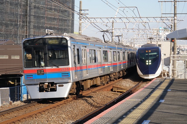 京成 スカイライナ－ 2500万人達成 マ－ク付3