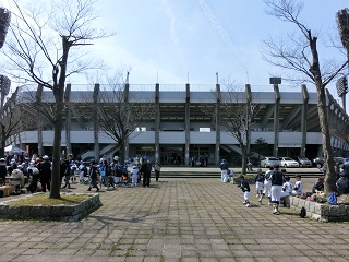 ishikawa_kenritsu_stadium.jpg