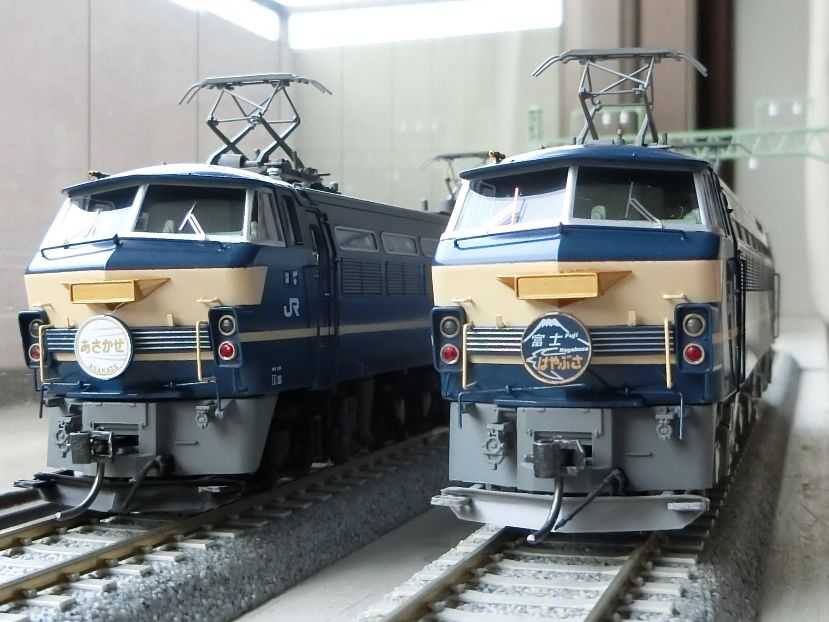 TOMIXのJR EF66特急牽引機PS22Bパンタ搭載車プレステ2台 | HOゲージの