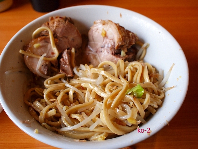 野猿塩ドクロ麺.jpg