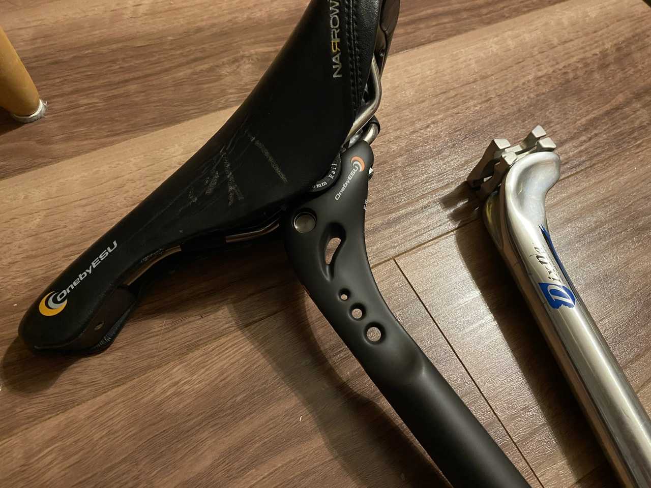 ワンバイエス　マガタマ　シートポスト　美品 alphacycling_one-4948107280870