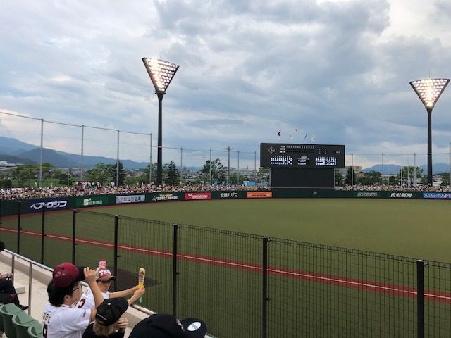 新しい球場で山形開催初勝利 レフトスタンドからit S Showtime 楽天ブログ