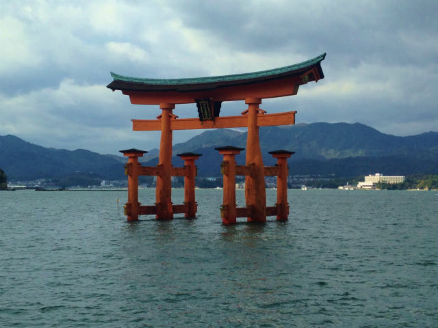 厳島神社