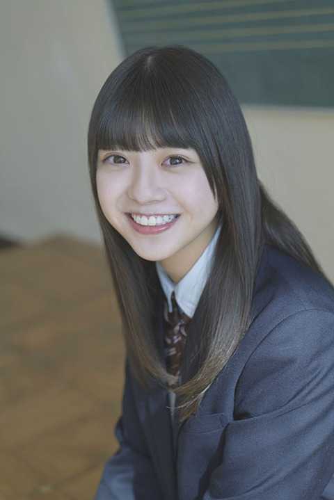 ☆乃木坂46♪5期生『冨里奈央』「個別写真」＆「自筆