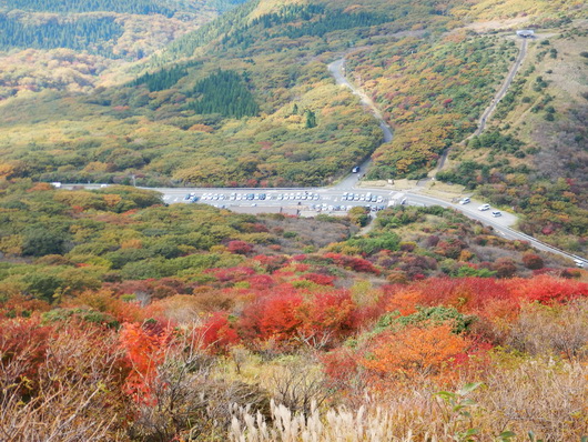 牧ノ戸峠登山口を見る.jpg