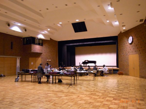 内輪の演奏会.JPG