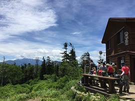 これぞ山荘！