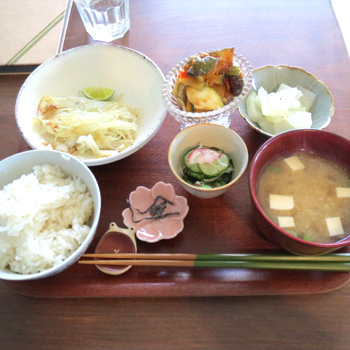 つばめ軽食店010.png