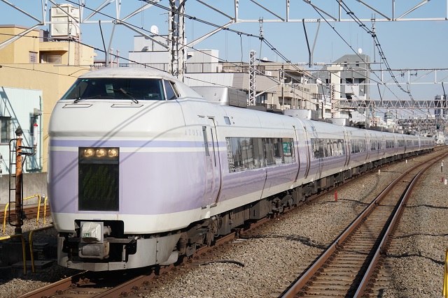 E351系 ｢ス－パーあずさ｣ & DE10 1685牽引 木更津チキ工臨2