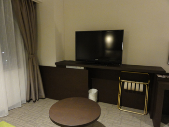 高知ホテルデスク