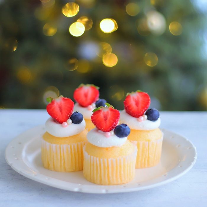 蒸しカップケーキで可愛いミニクリスマスケーキ Happy Delicious Bakery 楽天ブログ