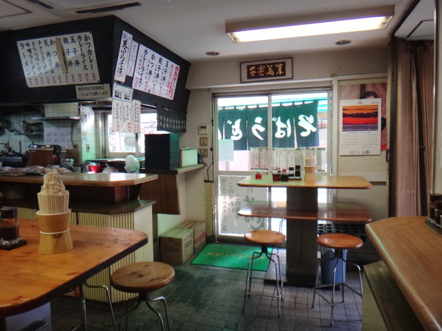 六文そば 三越前店